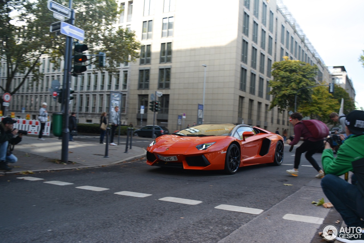 Lamborghini Aventador LP700-4 Roadster