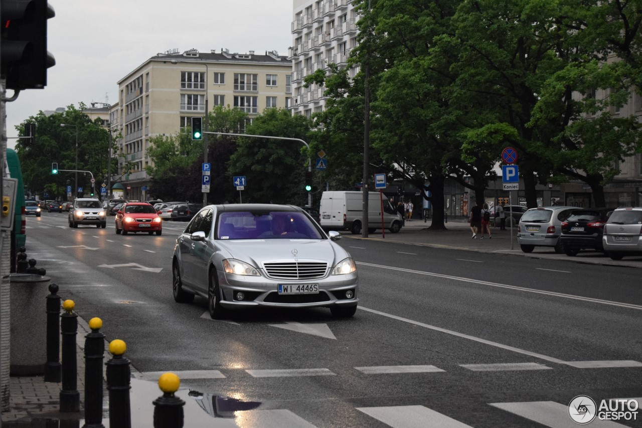 Mercedes-Benz S 63 AMG W221