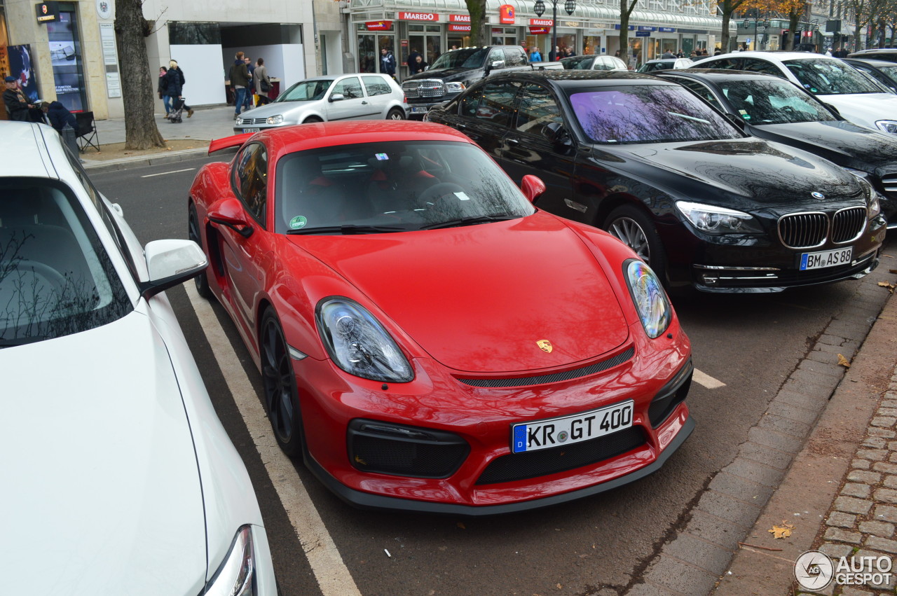 Porsche 981 Cayman GT4