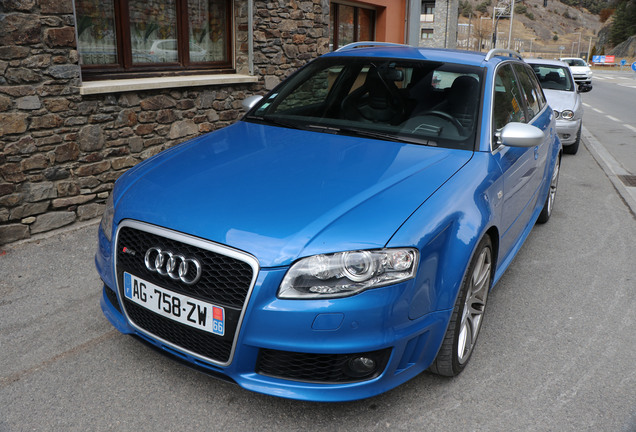 Audi RS4 Avant B7