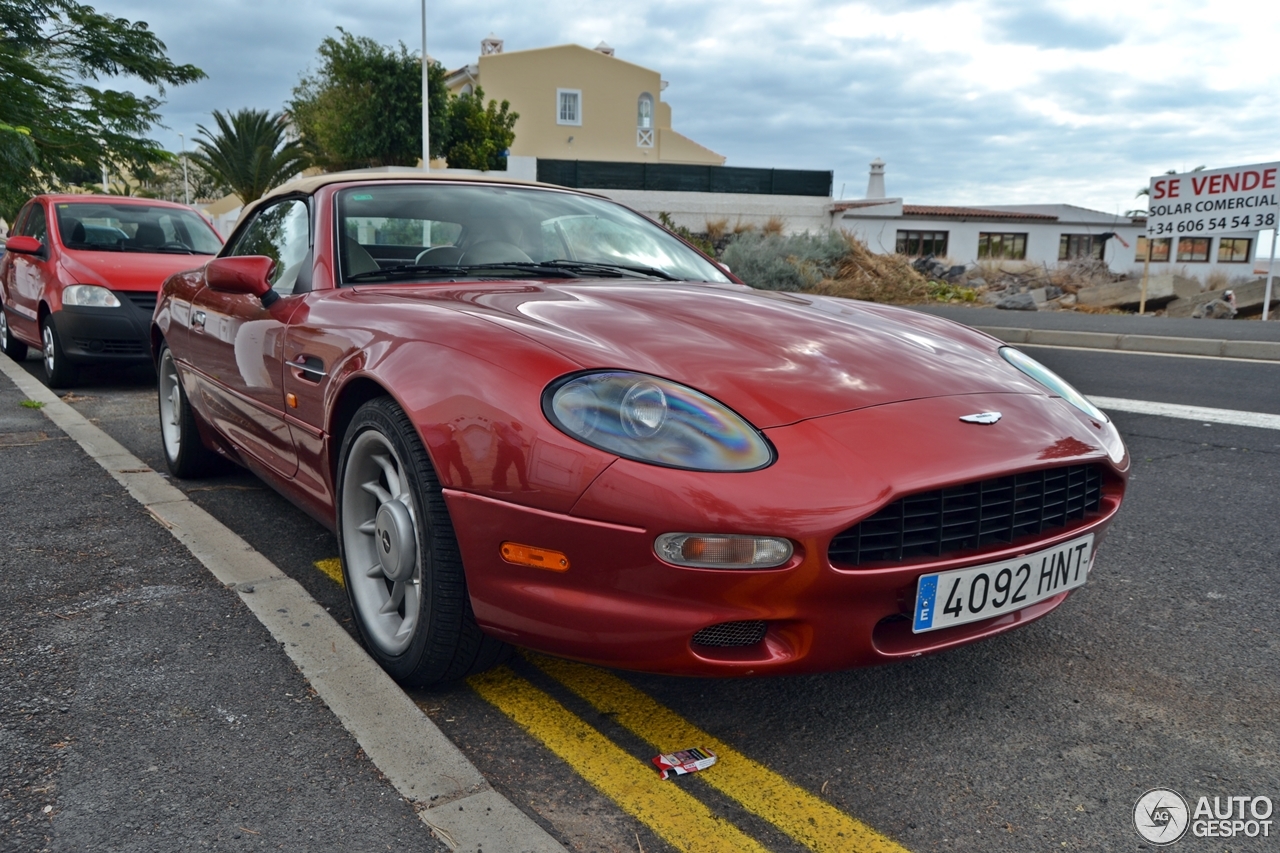 Aston Martin DB7 Volante