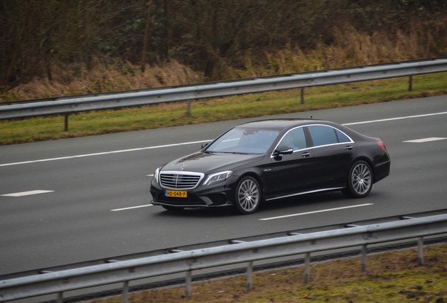 Mercedes-Benz S 63 AMG V222