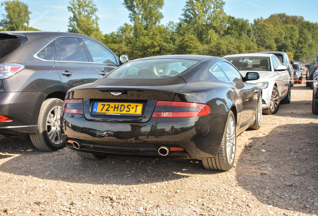 Aston Martin DB9