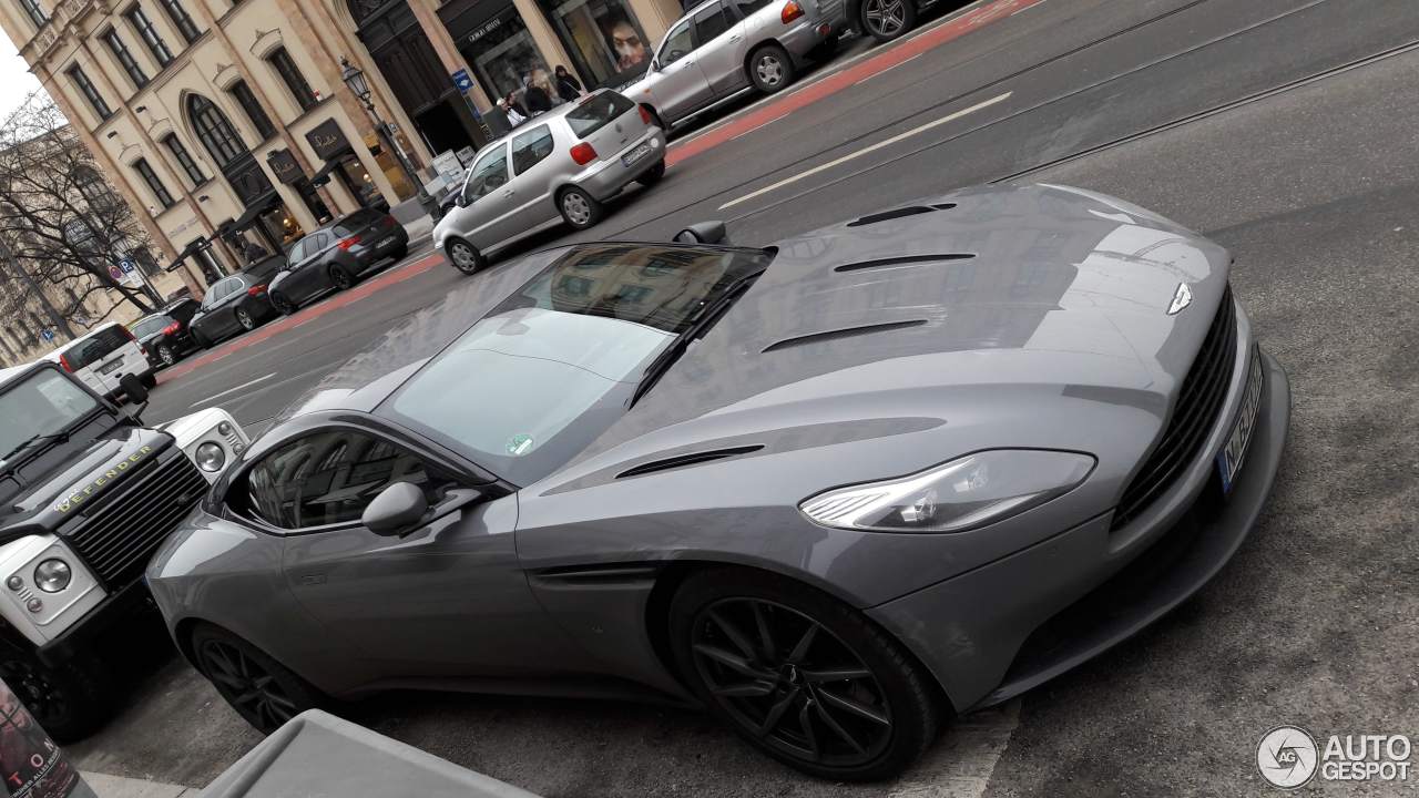 Aston Martin DB11