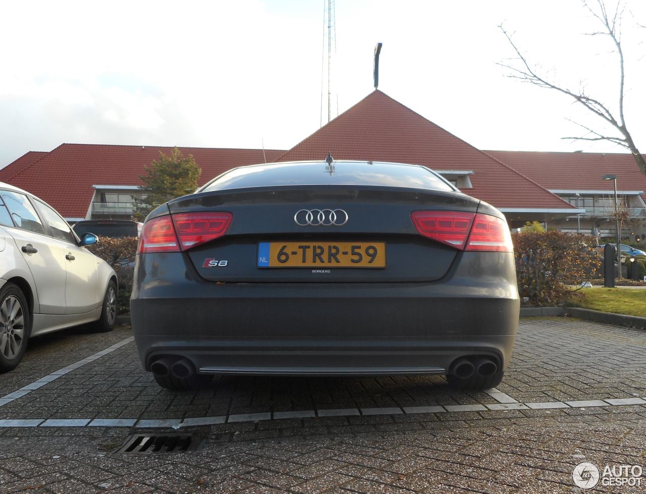 Audi S8 D4