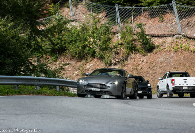 Aston Martin V8 Vantage 2012