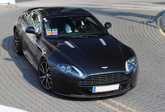 Aston Martin V8 Vantage S