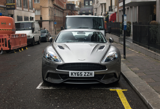 Aston Martin Vanquish 2013