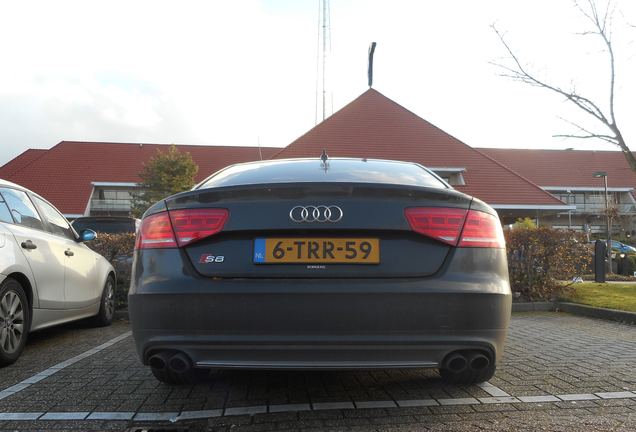 Audi S8 D4