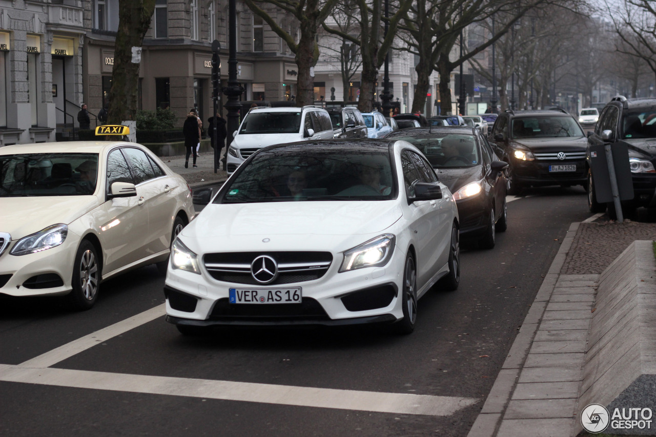 Mercedes-AMG CLA 45 Shooting Brake X117