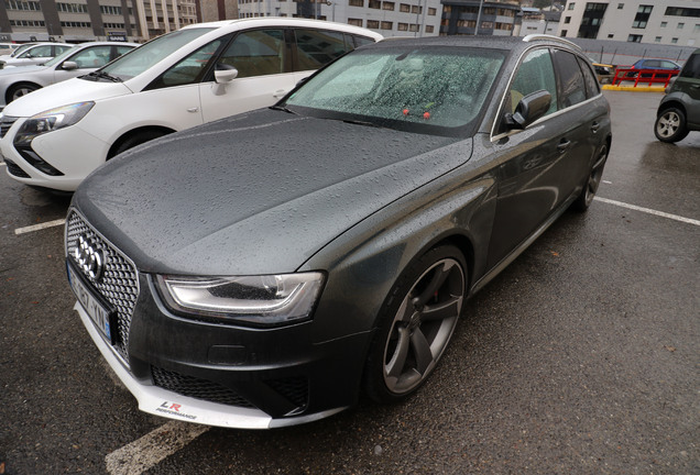 Audi RS4 Avant B8