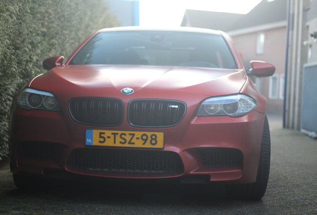 BMW M5 F10 2011