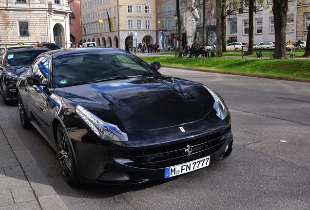 Ferrari FF