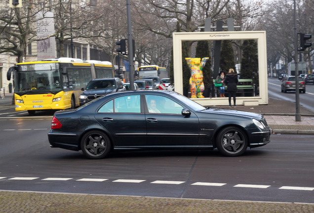 Mercedes-Benz E 55 AMG