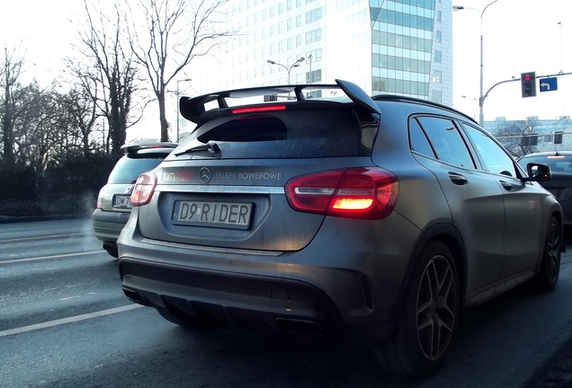 Mercedes-Benz GLA 45 AMG X156