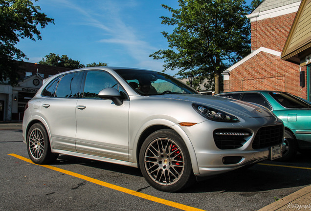 Porsche 958 Cayenne GTS