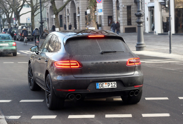 Porsche 95B Macan GTS