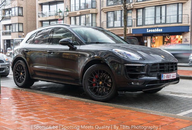 Porsche 95B Macan GTS