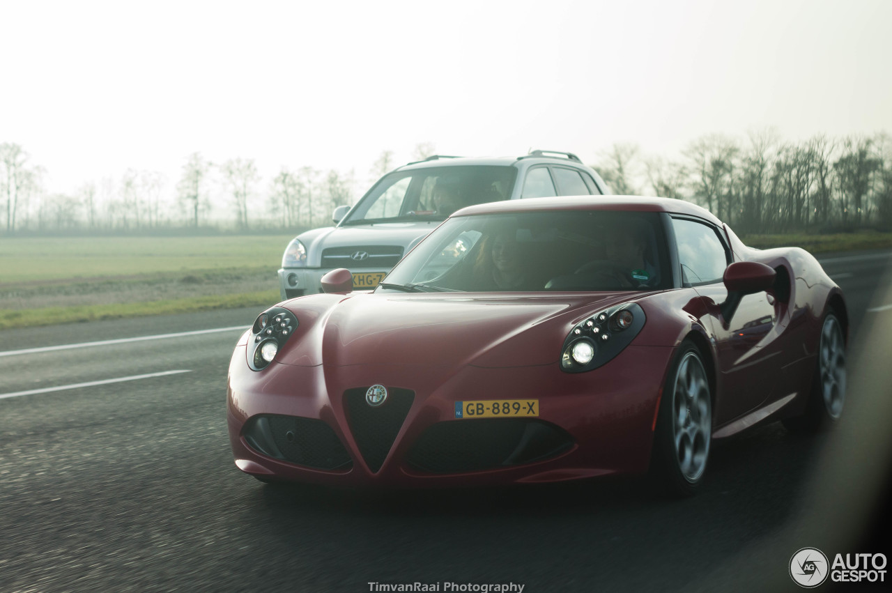 Alfa Romeo 4C Coupé