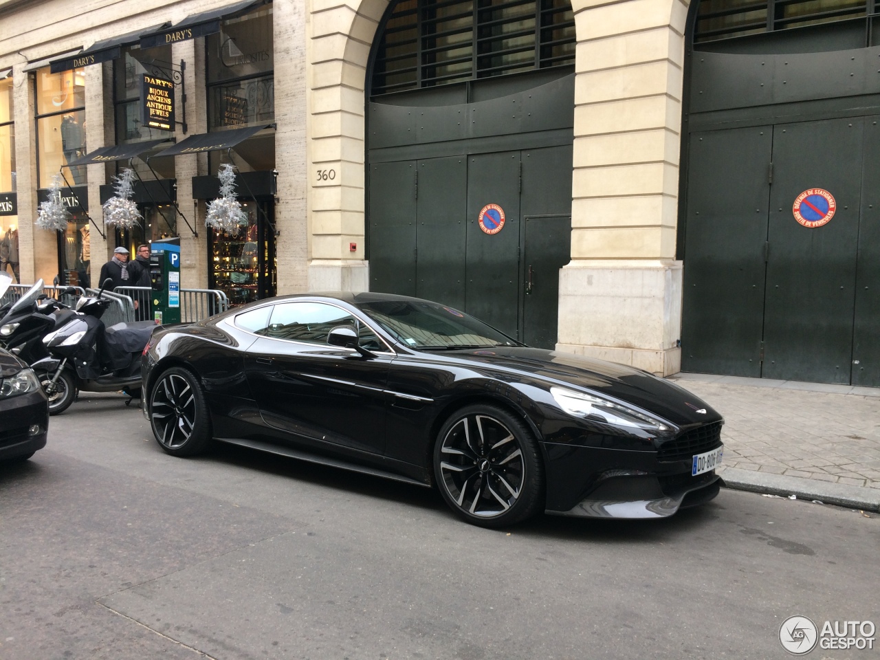 Aston Martin Vanquish 2013