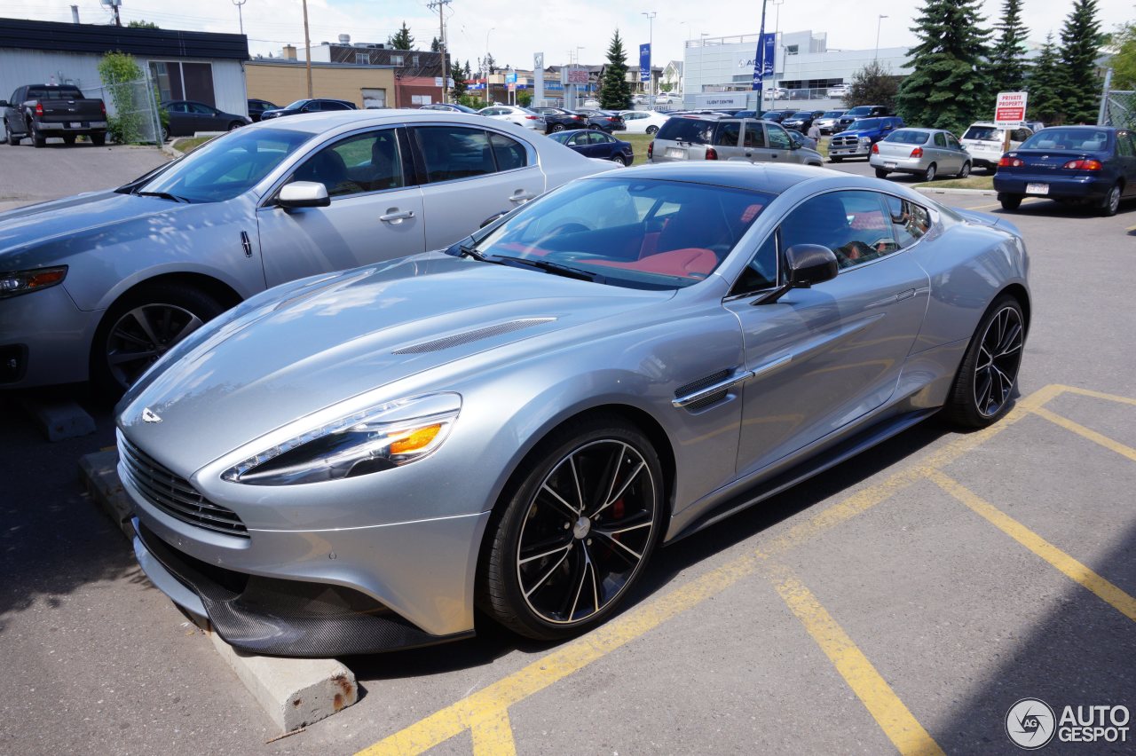 Aston Martin Vanquish 2013