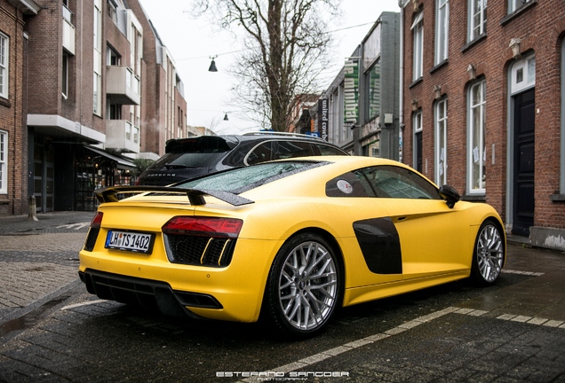 Audi R8 V10 Plus 2015