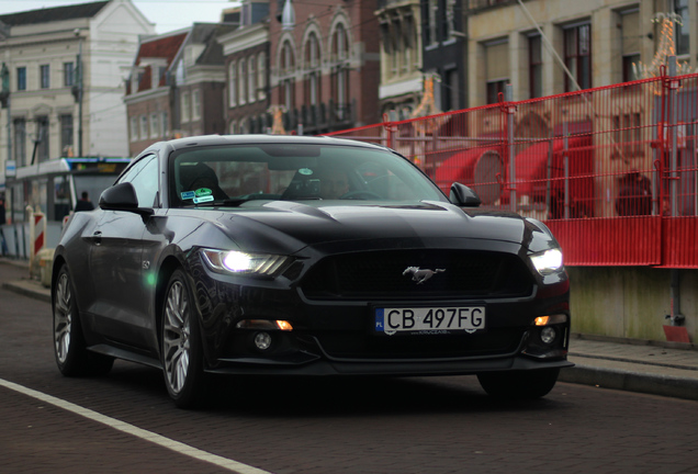 Ford Mustang GT 2015