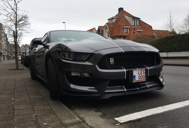 Ford Mustang Shelby GT350 2015