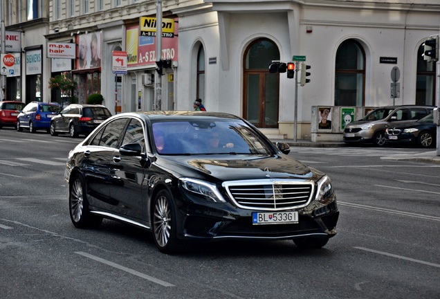 Mercedes-Benz S 63 AMG W222