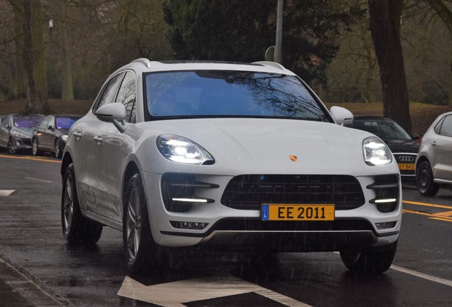 Porsche 95B Macan Turbo