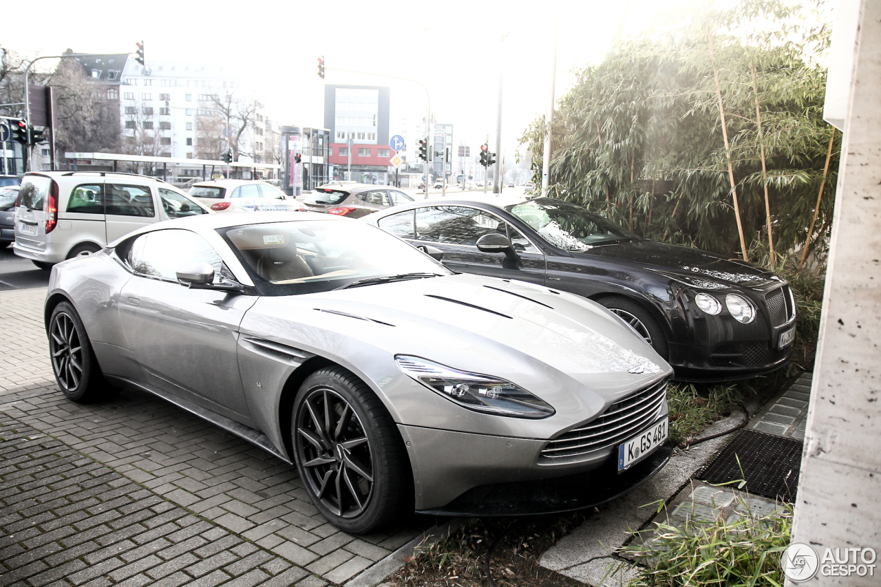 Aston Martin DB11