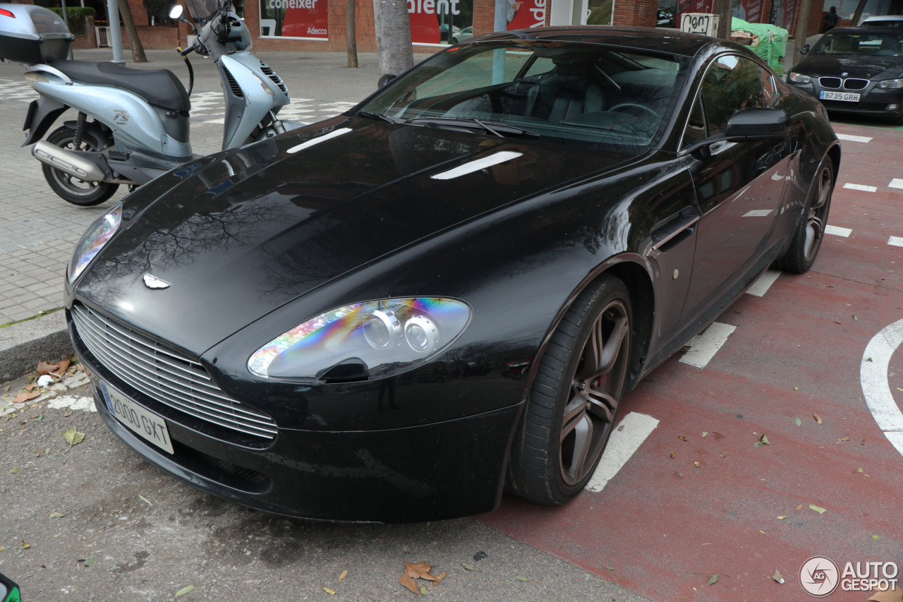 Aston Martin V8 Vantage N400