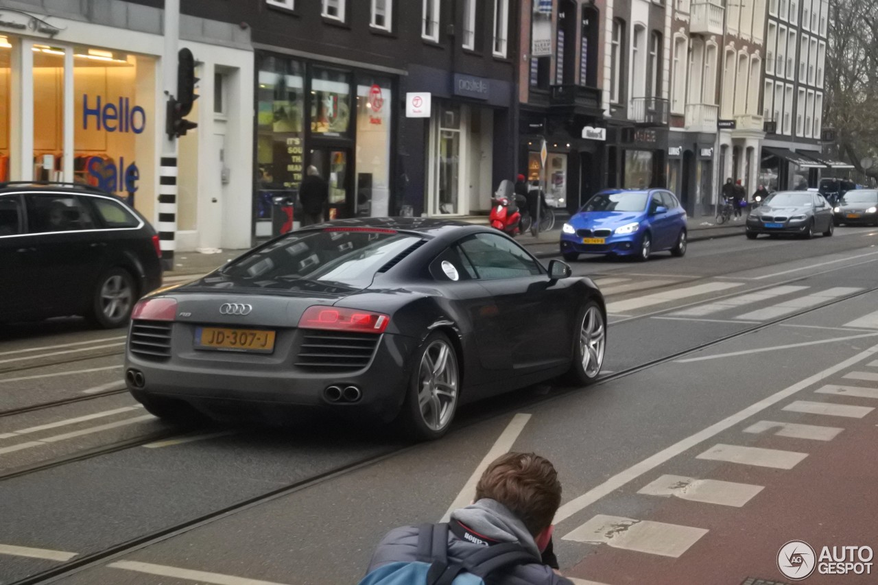 Audi R8