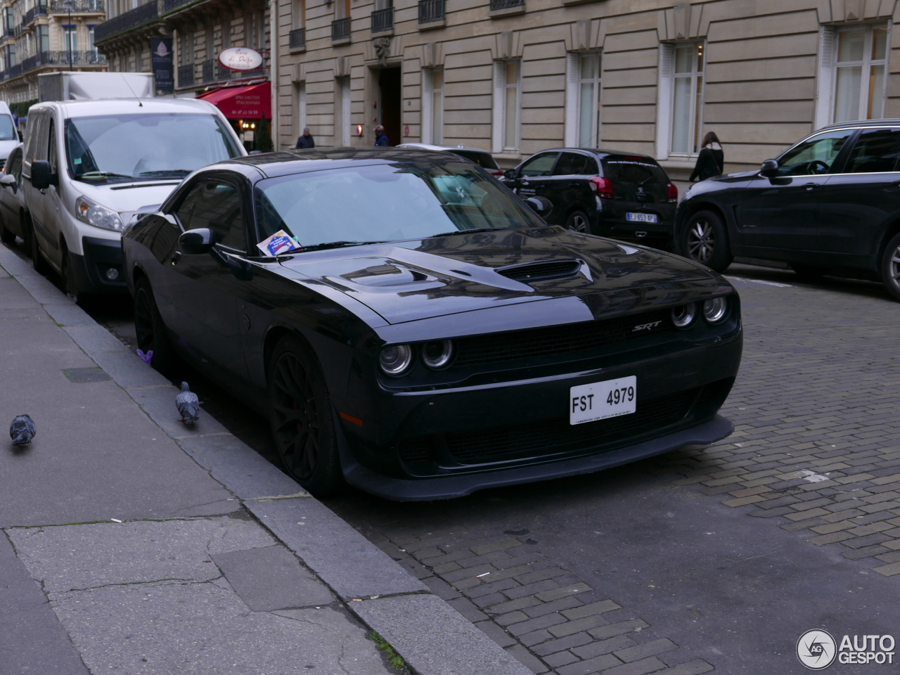 Dodge Challenger SRT Hellcat