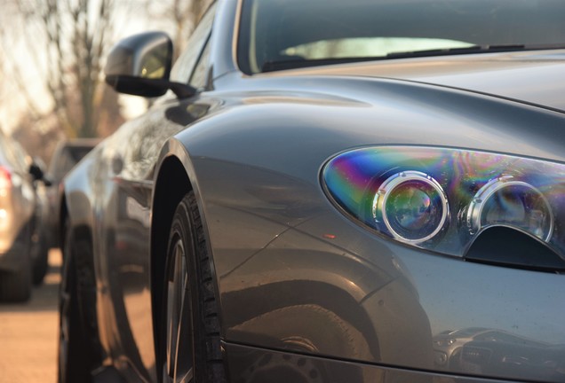 Aston Martin V8 Vantage S