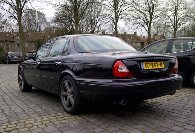 Jaguar XJR