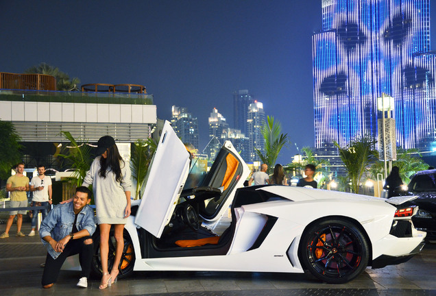 Lamborghini Aventador LP700-4 Roadster