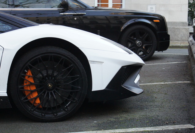 Lamborghini Aventador LP750-4 SuperVeloce Roadster