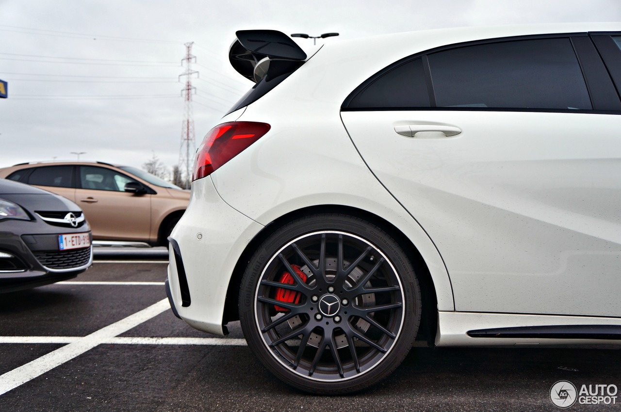 Mercedes-AMG A 45 W176 2015