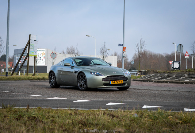 Aston Martin V8 Vantage