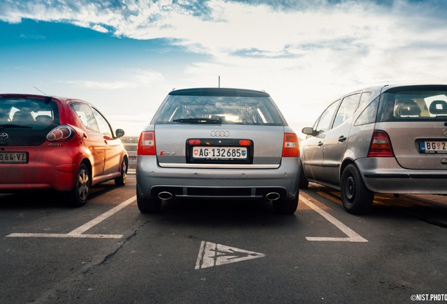 Audi RS6 Avant C5