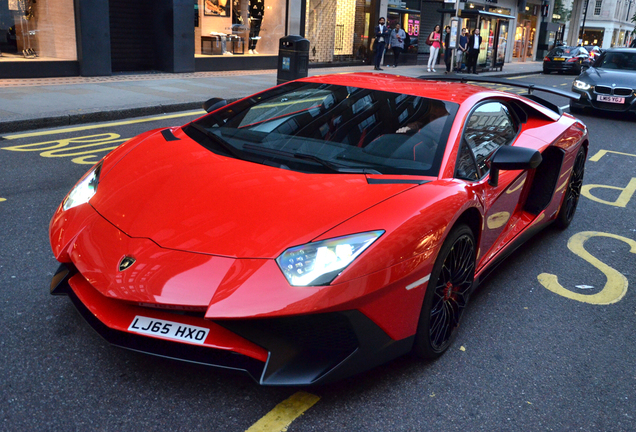 Lamborghini Aventador LP750-4 SuperVeloce