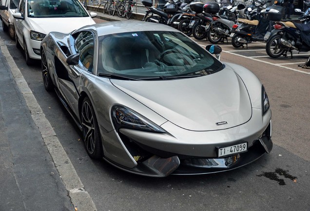 McLaren 570S