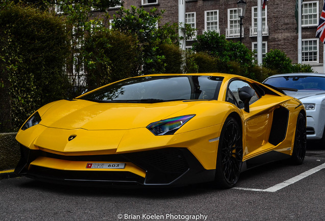 Lamborghini Aventador LP750-4 SuperVeloce