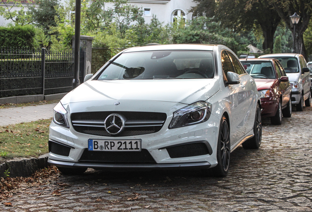 Mercedes-Benz A 45 AMG