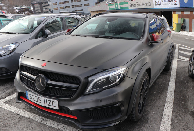 Mercedes-Benz GLA 45 AMG X156