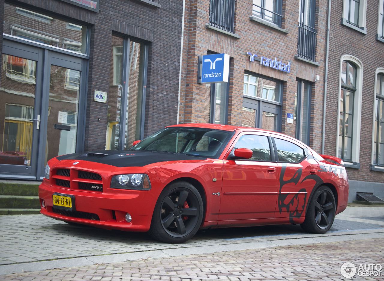 Dodge Charger SRT-8