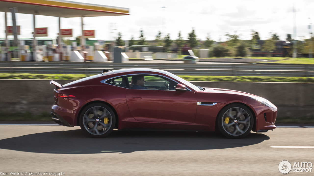 Jaguar F-TYPE R Coupé