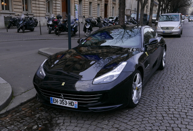 Ferrari GTC4Lusso