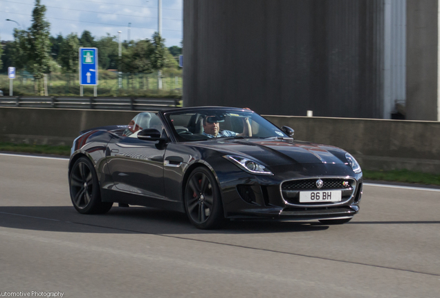 Jaguar F-TYPE S Convertible